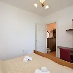 Apartment Mirela Opatija